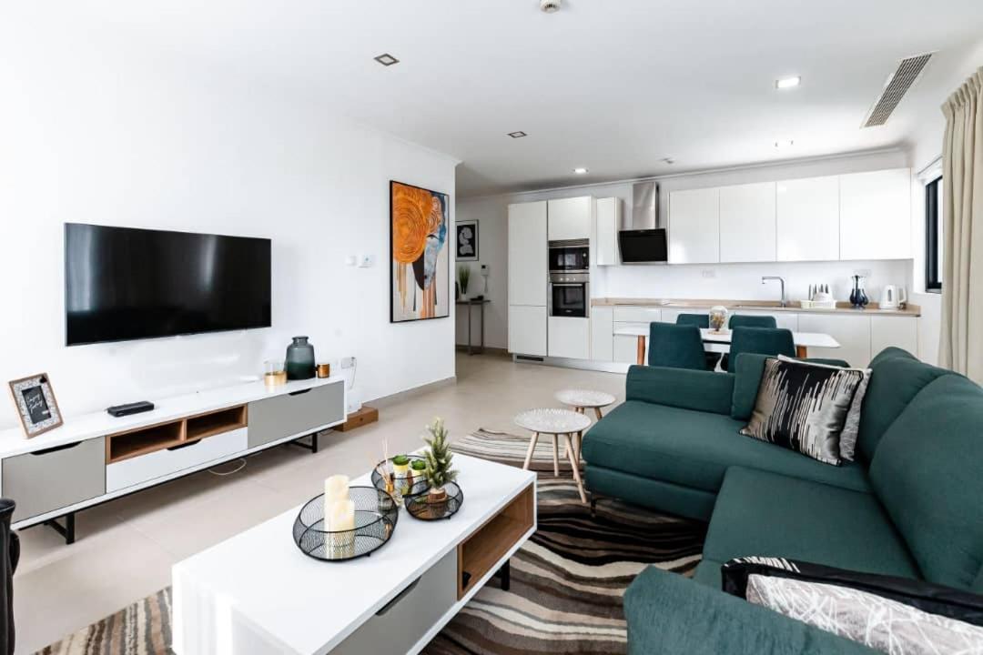 Amazing 2 Bedroom Room Space Available Acra Exterior foto