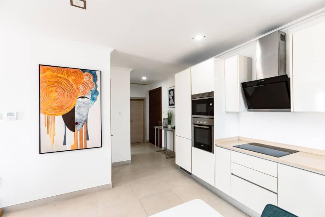 Amazing 2 Bedroom Room Space Available Acra Exterior foto